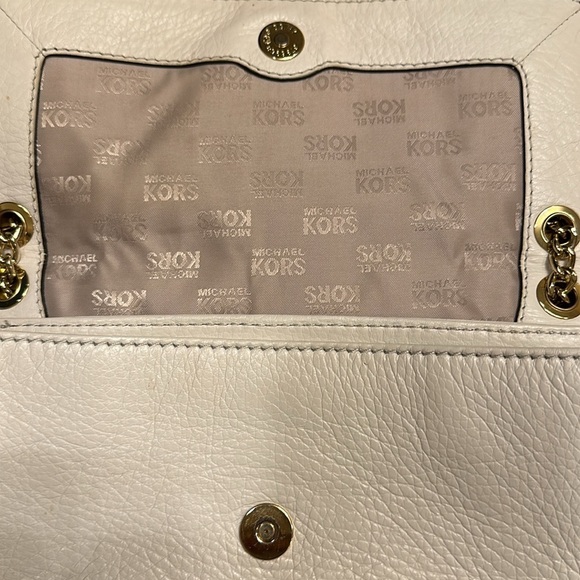 Michael Kors White Shoulder Bag or Crossbody with adjustable chain - Picture 5 of 8